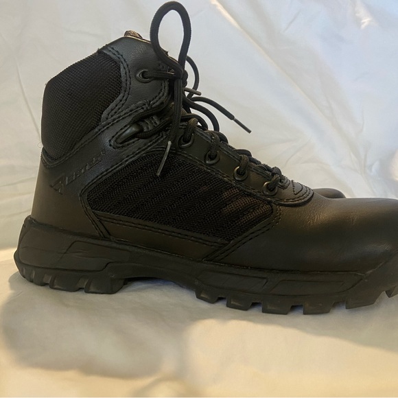 Bates Tactical Boots - Picture 2 of 7